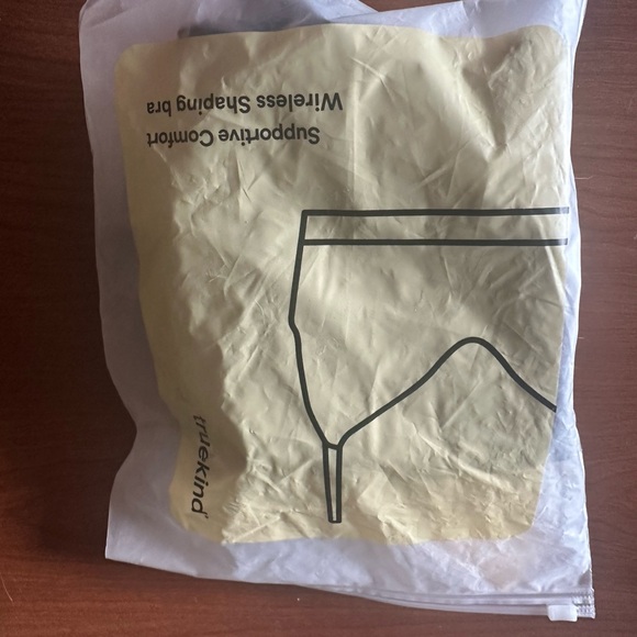 Shapermint Truekind Black Wireless Shaper Bra - Picture 7 of 7